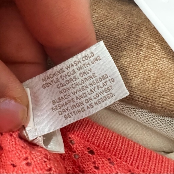 Chico’s pink sweater top size 3 - Picture 12 of 12